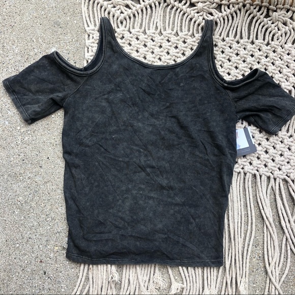 New Urban Outfitters Ecoté Crop Top Size Small - Picture 2 of 4